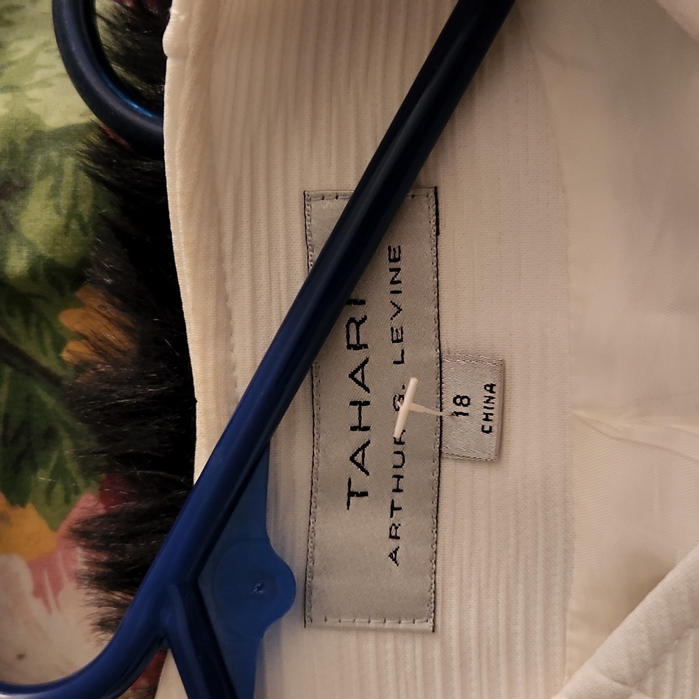 Larry Levine white jacket
